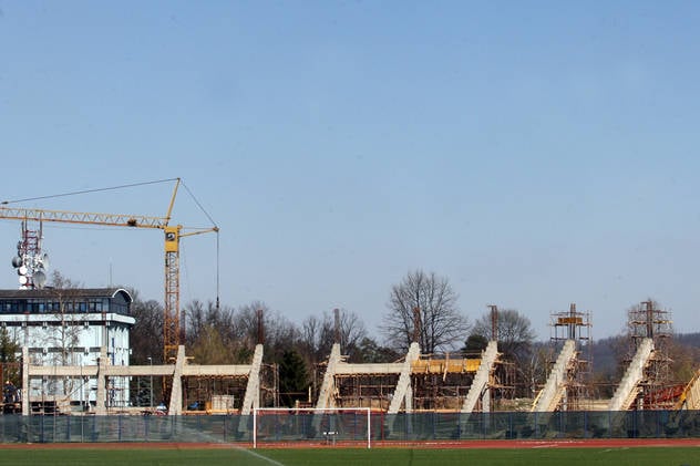 blusrcu.ba-Ubrzana izgradnja tribine Gradskog stadiona u B. Luci
